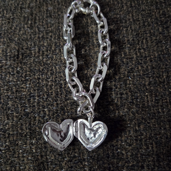 Silver Heart Charm Bracelet - Picture 3 of 4
